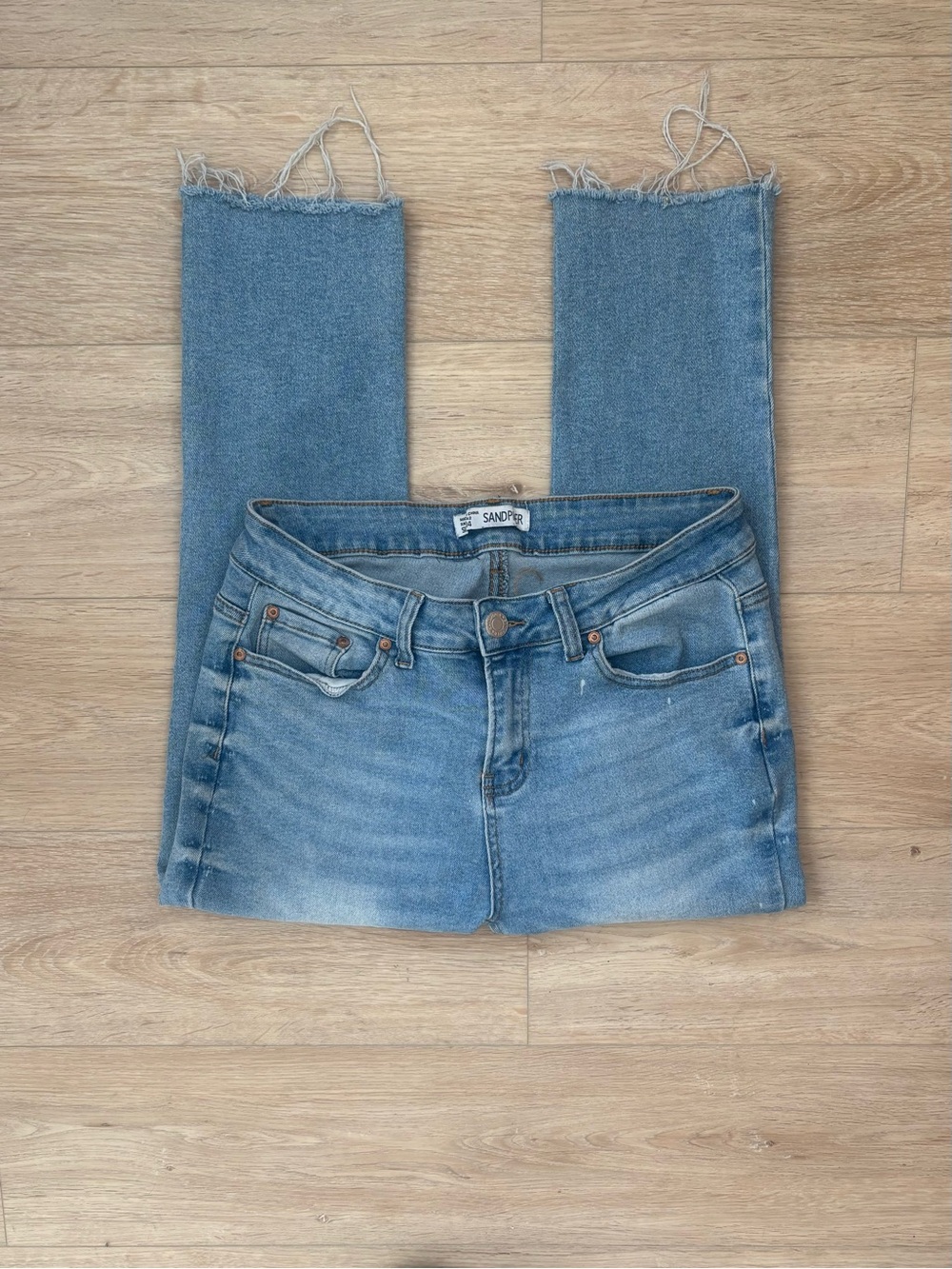 Sandpiper Light Wash Raw Hem Straight Leg Jeans Size 14
